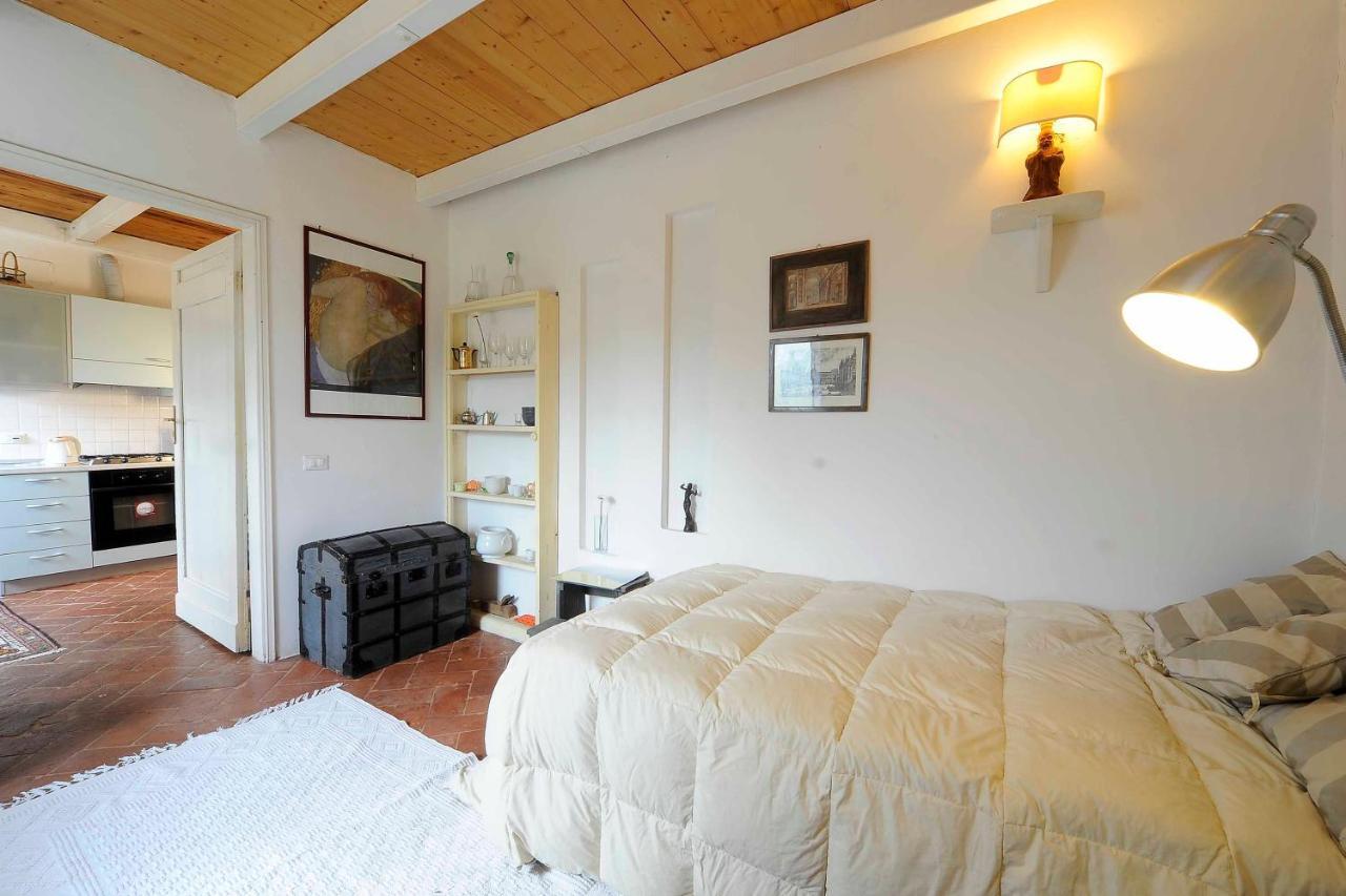 Апартаменты La Casa Dei Legni Parlanti Флоренция Экстерьер фото